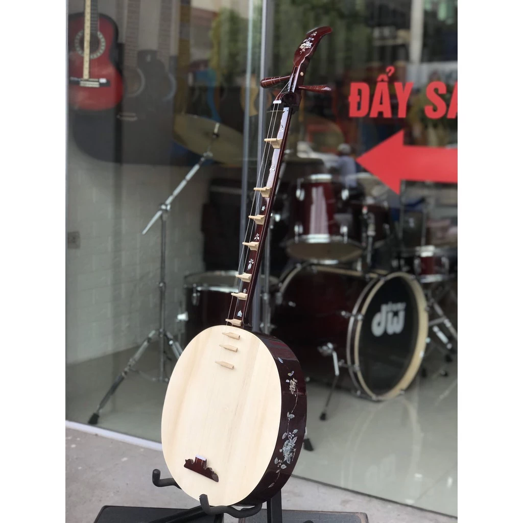 Vietnamese Moon Lute – Traditional Vietnamese Instrument with Mother of Pearl Inlay for Beginners