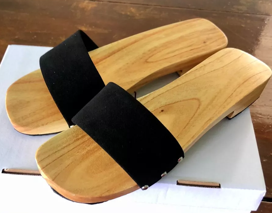 Traditional Vietnamese Wooden Clogs or Sole sisters (Guoc Moc) Sandal For Ao Dai