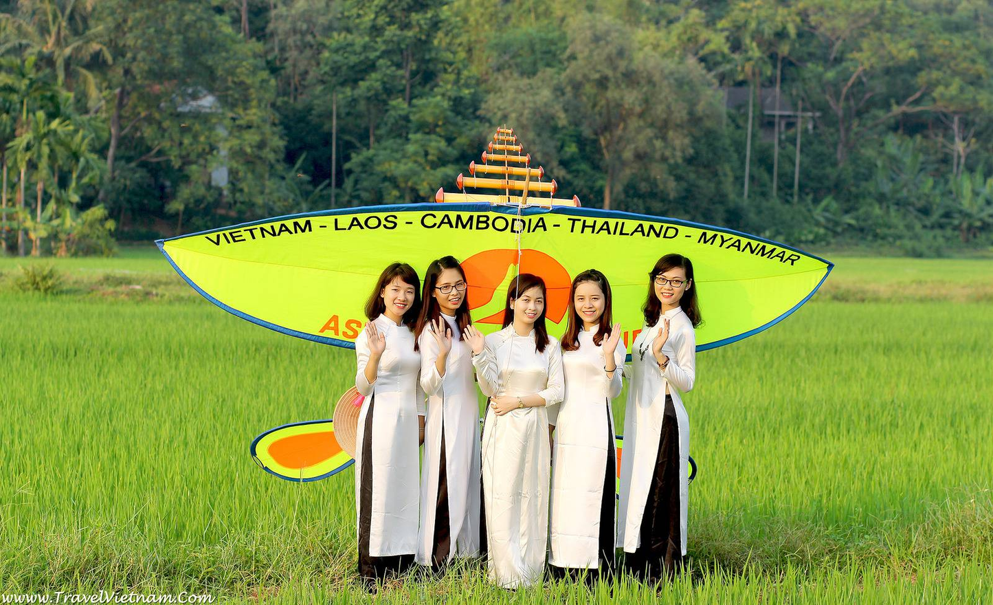 5-Chamber Kite Flute for Kites, Extremely Loud Sound - Vietnamese Folk Handicraft